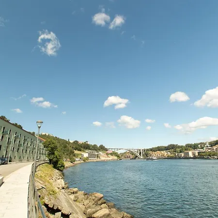 Douro Destilaria By Porto Hosts Vila Nova de Gaia