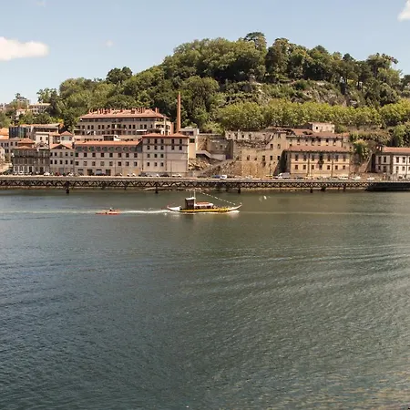 Douro Triplex - Destilaria By Porto Hosts